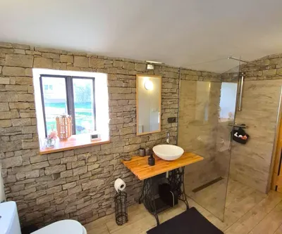 Apartmán Žíšov - moderní koupelna